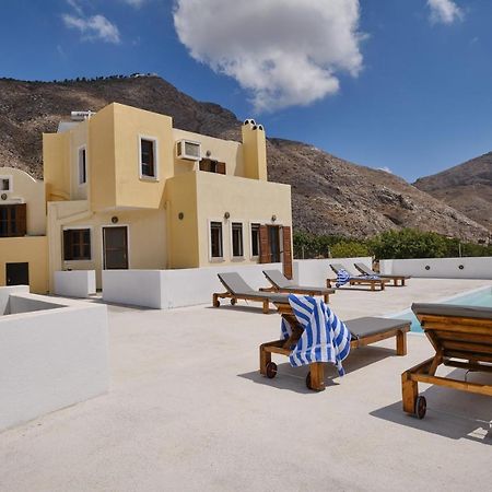 Private Villa Evgenia With Swimming Pool Períssa Extérieur photo
