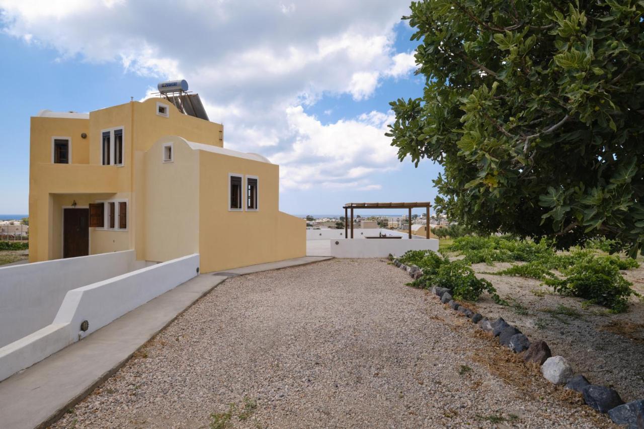 Private Villa Evgenia With Swimming Pool Períssa Extérieur photo